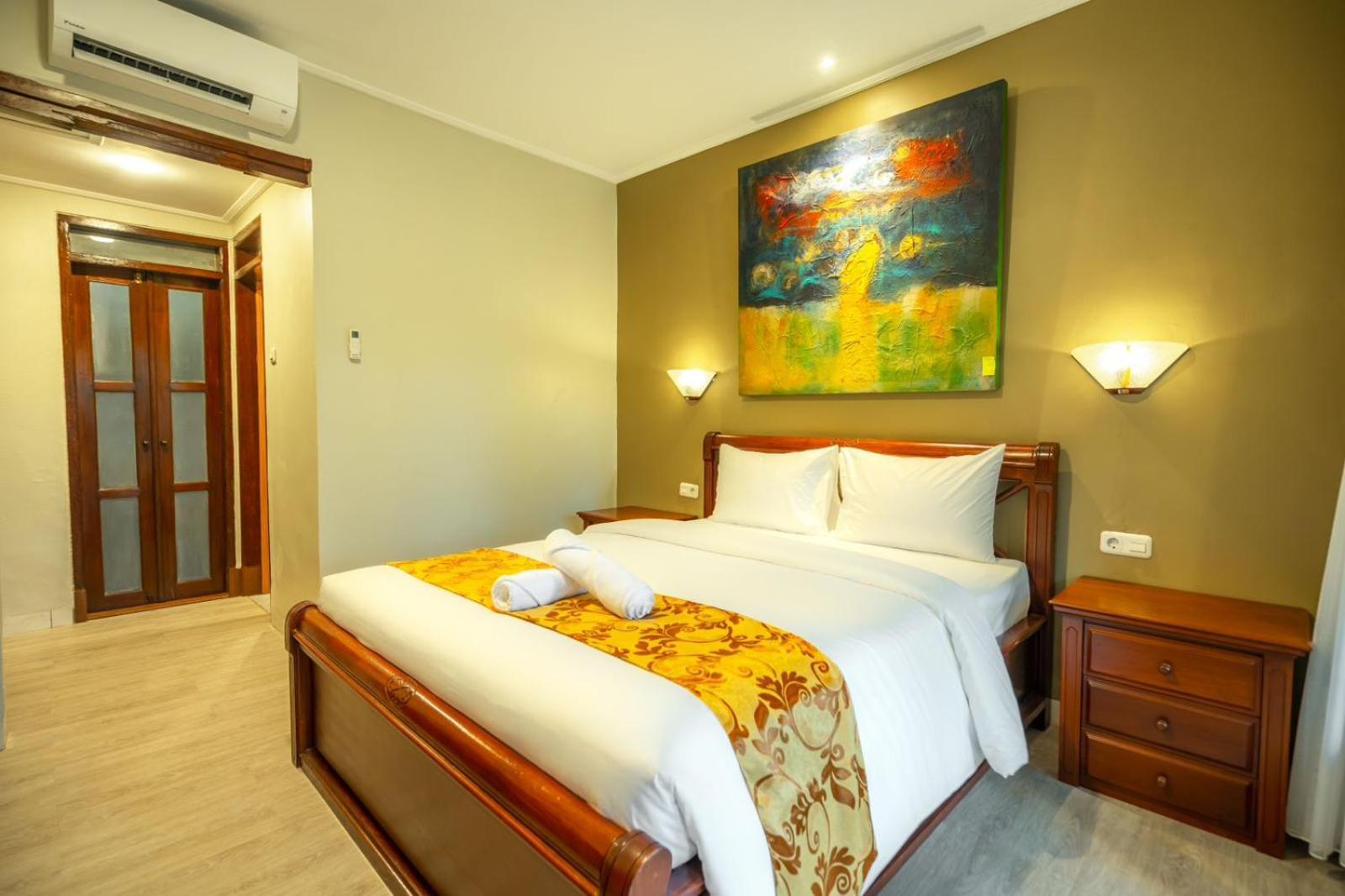 The Central Lovina Hotel & Restaurant Kültér fotó